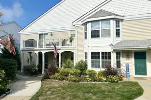 33 Tulip Ln, Freehold, NJ 07728 - Photo 1