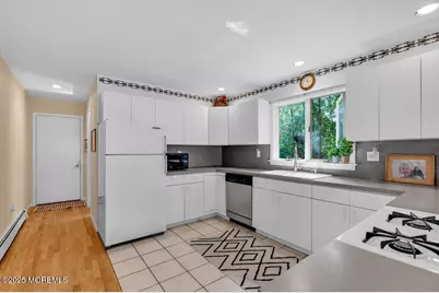 17 Woodrow Street, Oakhurst, NJ 07755 - Photo 10