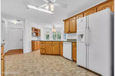 547 S Cincinnati Avenue, Egg Harbor City, NJ 08215 - Photo 18