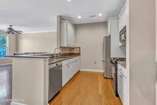 232 Sophee Ln, Lakewood, NJ 08701 - Photo 6