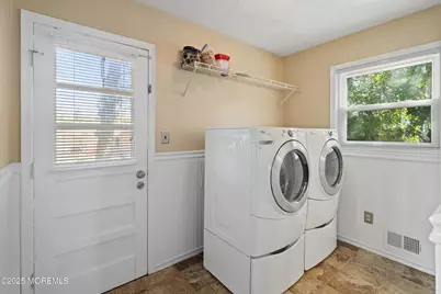 9 Donald Avenue, Kendall Park, NJ 08824 - Photo 4