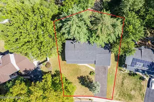 9 Donald Ave, Kendall Park, NJ 08824 - Photo 18