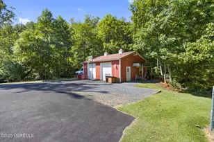 106 Holmes Mill Rd, Cream Ridge, NJ 08514 - Photo 40