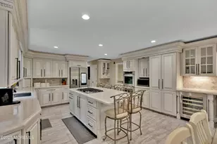 17 Ashley Dr, Holmdel, NJ 07733 - Photo 12