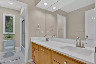 17 Ashley Dr, Holmdel, NJ 07733 - Photo 40