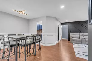 303 Geranium Ct, Jackson, NJ 08527 - Photo 4