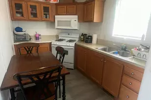 444 Jefferson St, Eatontown, NJ 07724 - Photo 16