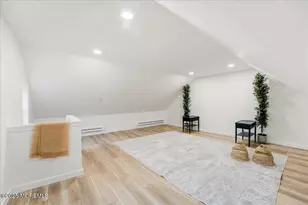 24381 W Main St, Columbus, NJ 08022 - Photo 24