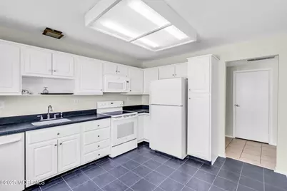 63 Sandhurst Street, Manchester Township, NJ 08759 - Photo 10