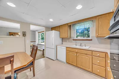 123 State Route 34, Holmdel, NJ 07733 - Photo 16