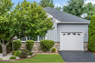 20 Rochford Dr, Manchester Township, NJ 08759 - Photo 2