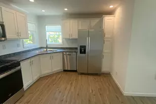 18 Maple Tree Ct, Manahawkin, NJ 08050 - Photo 4