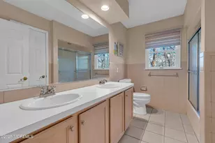 21 Old Queens Ct, Eatontown, NJ 07724 - Photo 28