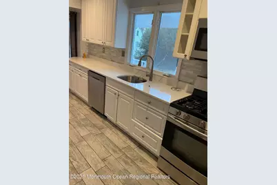 2 Phoenix Parkway, Oakhurst, NJ 07755 - Photo 4