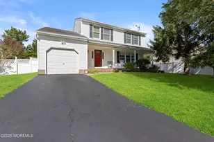 49 Davids Ln, Howell Township, NJ 07731 - Photo 2