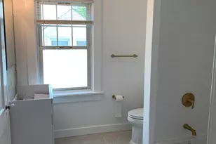 208 Lockwood Pl, Oakhurst, NJ 07755 - Photo 10