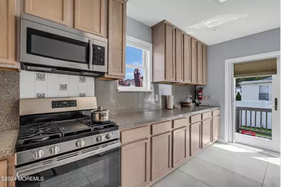 325 Roosevelt Avenue, Oakhurst, NJ 07755 - Photo 20