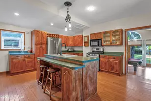 29 School Rd W, Marlboro Township, NJ 07746 - Photo 8