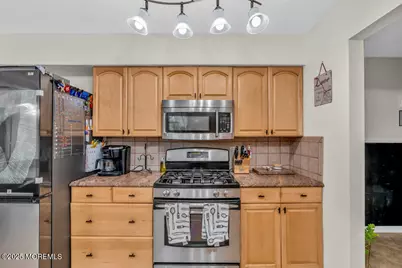 7 Corinne Court, Jackson, NJ 08527 - Photo 16