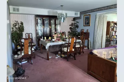 374 Hampton Place, Morganville, NJ 07751 - Photo 4