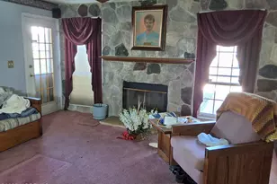 374 Hampton Pl, Morganville, NJ 07751 - Photo 6