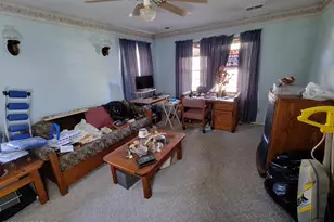 374 Hampton Pl, Morganville, NJ 07751 - Photo 8