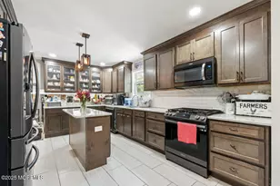 9 Cove Ct, Howell Township, NJ 07731 - Photo 8