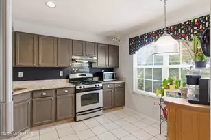 59 Perri, Freehold, NJ 07728 - Photo 10