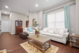 22 Baltusrol Dr, Jackson, NJ 08527 - Photo 10