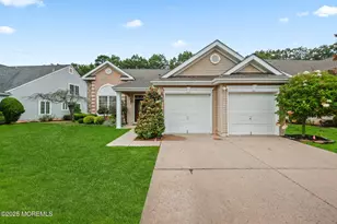 22 Baltusrol Dr, Jackson, NJ 08527 - Photo 2