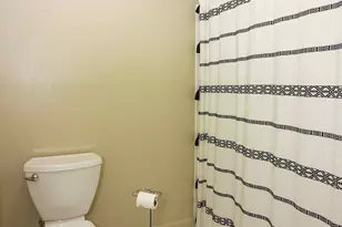 141 Plumstead Dr, Freehold, NJ 07728 - Photo 18