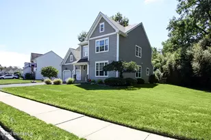 141 Plumstead Dr, Freehold, NJ 07728 - Photo 26