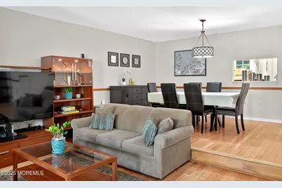 78 Albury Way, North Brunswick Township, NJ 08902 - Photo 10