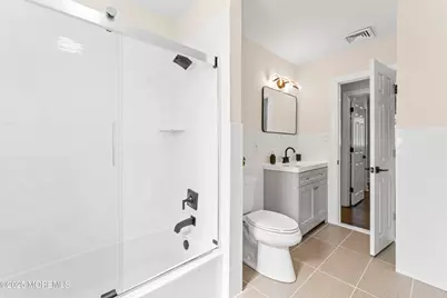 8 Chesapeake Road, Manalapan Township, NJ 07726 - Photo 22