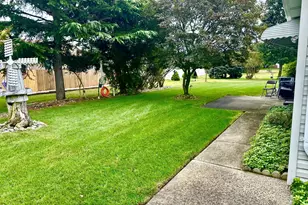 7 Bedford Ct, Toms River Township, NJ 08757 - Photo 6