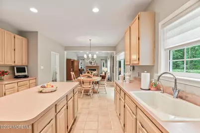 8 Iroquois Court, Colts Neck Township, NJ 07722 - Photo 16