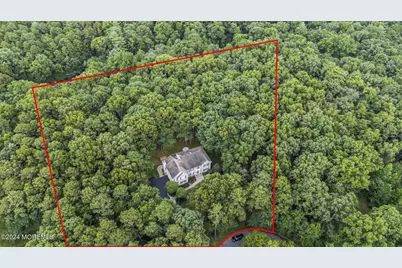 8 Iroquois Court, Colts Neck Township, NJ 07722 - Photo 6