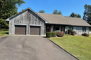 228 Paint Island Springs Rd, Clarksburg, NJ 08510 - Photo 2