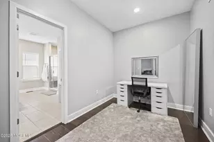 1006 Navigator Ave, Marlboro Township, NJ 07746 - Photo 22