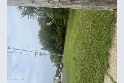 135 Rail Road Avenue, Belford, NJ 07718 - Photo 1