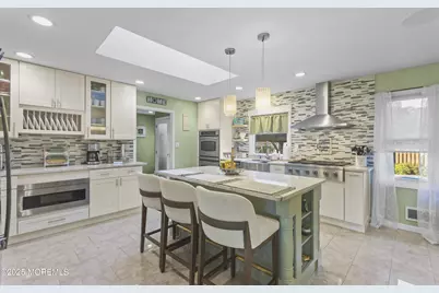 20 Brookwood Drive, Freehold, NJ 07728 - Photo 2