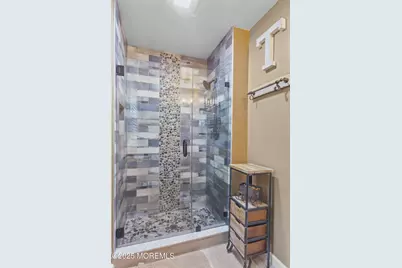 20 Brookwood Drive, Freehold, NJ 07728 - Photo 18