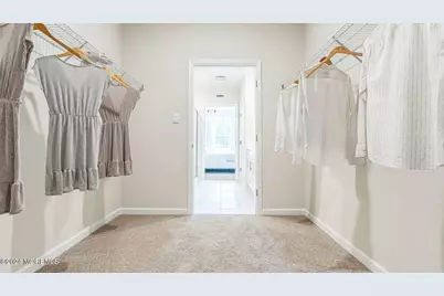 42 Victoria Gardens Square, Neptune Township, NJ 07753 - Photo 22