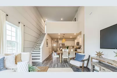 46 Victoria Gardens Square, Neptune Township, NJ 07753 - Photo 10