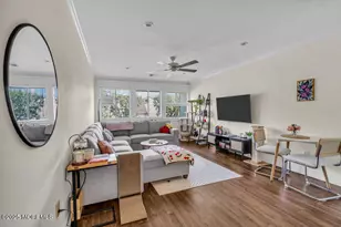 F-4 Avon Dr, East Windsor Township, NJ 08520 - Photo 6