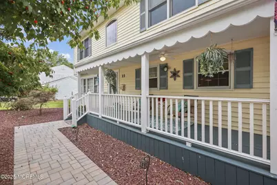 11 Oxford Road, Manalapan Township, NJ 07726 - Photo 2