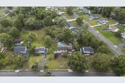 11 Oxford Road, Manalapan Township, NJ 07726 - Photo 50