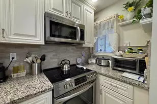 86 Arrowwood Ct, Manalapan Township, NJ 07726 - Photo 4