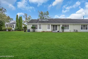 1121B Thornbury Ln, Manchester Township, NJ 08759 - Photo 2