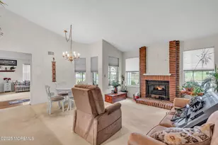 1121B Thornbury Ln, Manchester Township, NJ 08759 - Photo 4